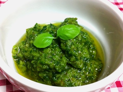 簡単☆フープロなし・松の実なしのジェノベーゼ♪